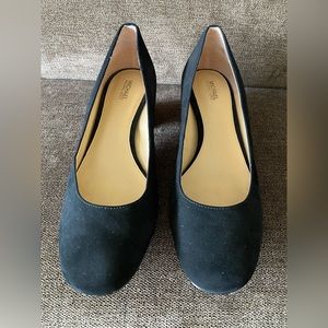 MICHAEL Michael Kors Black Suede Rhinestone Low Block Heel Pumps size 9.5